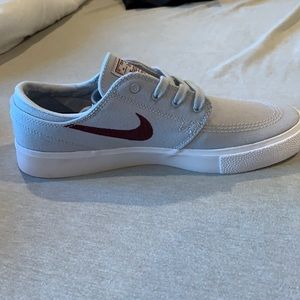 Nike SB Zoom Janoski Canvas Rim